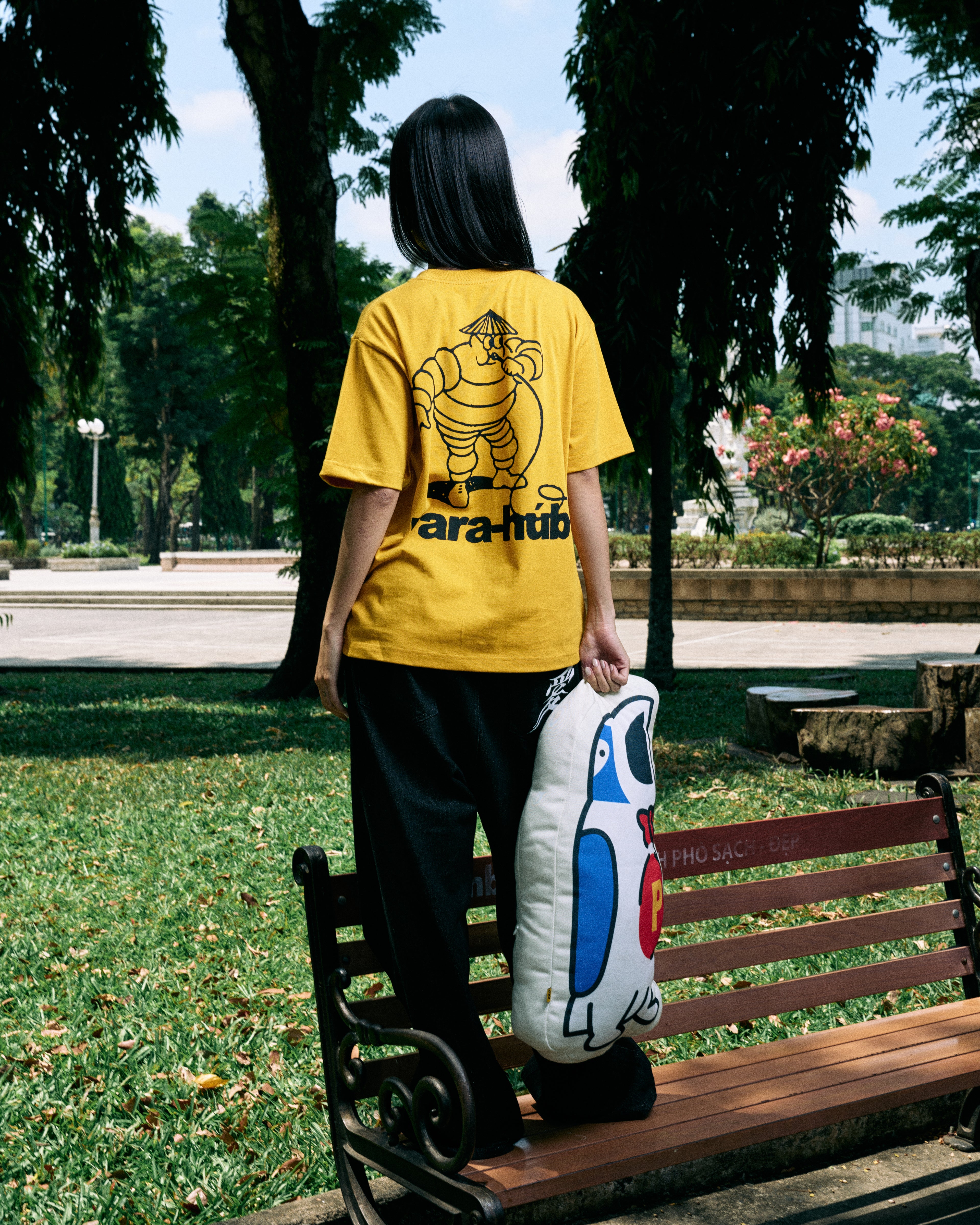 Paradise Saigon /  S/S LET ME BLOW TEE