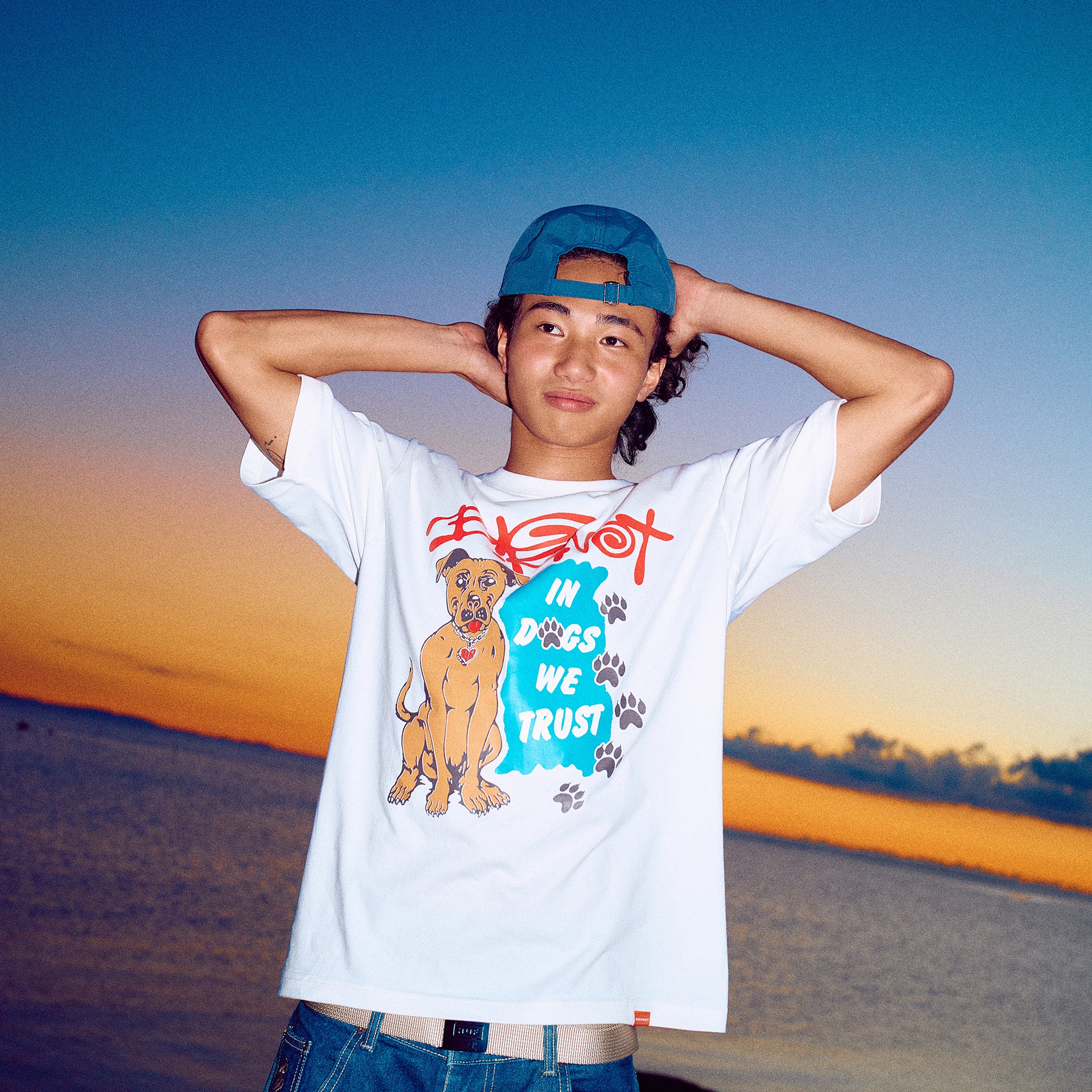 BigKnot / S/S in dogs we trust tee